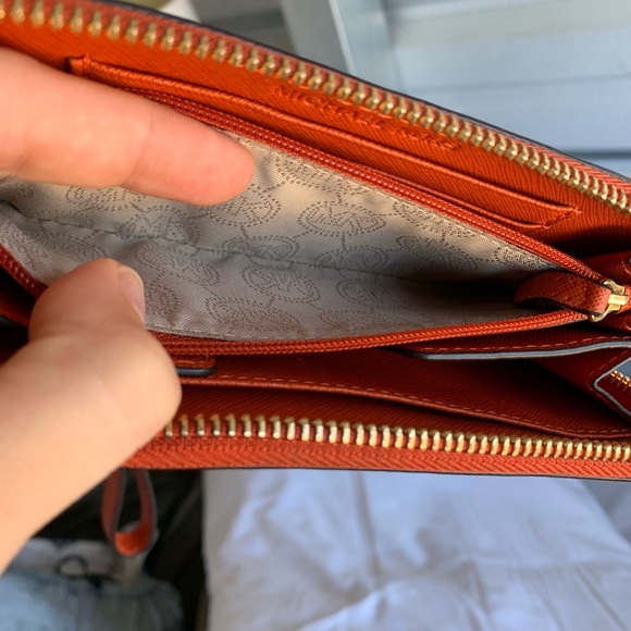 Michael Kors Continental Zip Around Wallet Orange - Picture 7 of 7